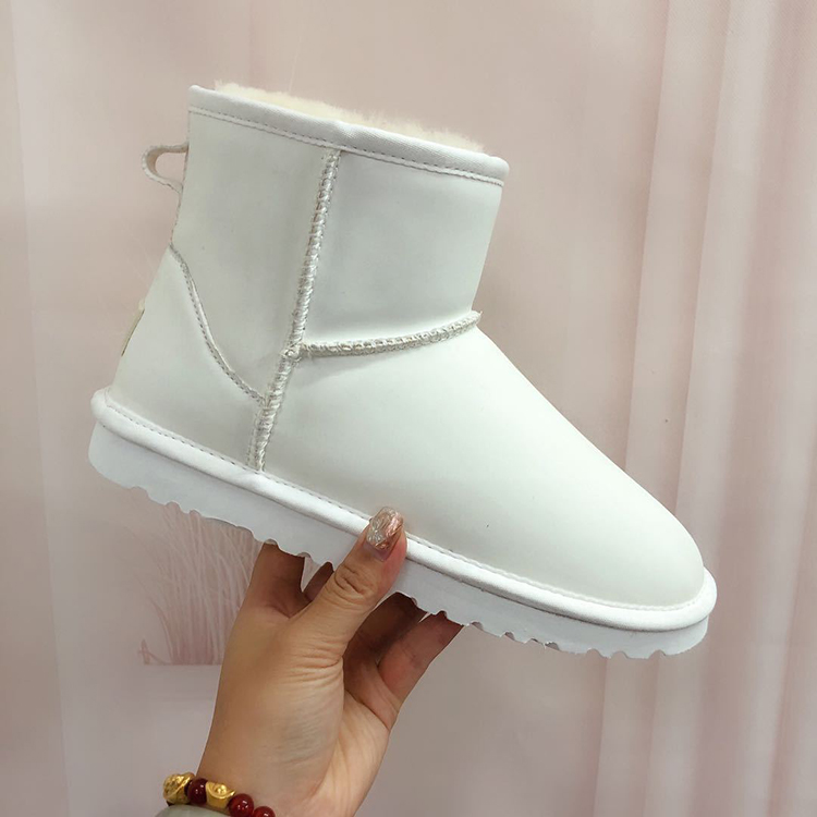 Wholesale Women’s Luxury Soft Faux Sheepskin Ankle Green Winter Warm Snow Luminous Boots